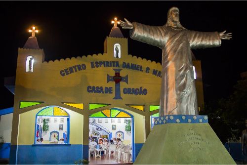 Ir a Ayahuasca entre dos mundos Ayahuasca entre dos mundos